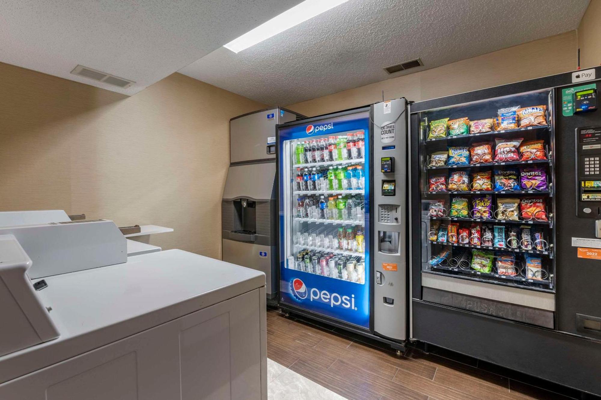 Comfort Inn Romeoville - Bolingbrook Екстер'єр фото