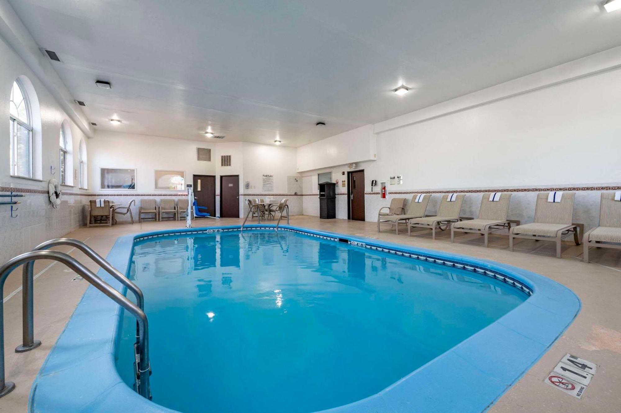 Comfort Inn Romeoville - Bolingbrook Екстер'єр фото